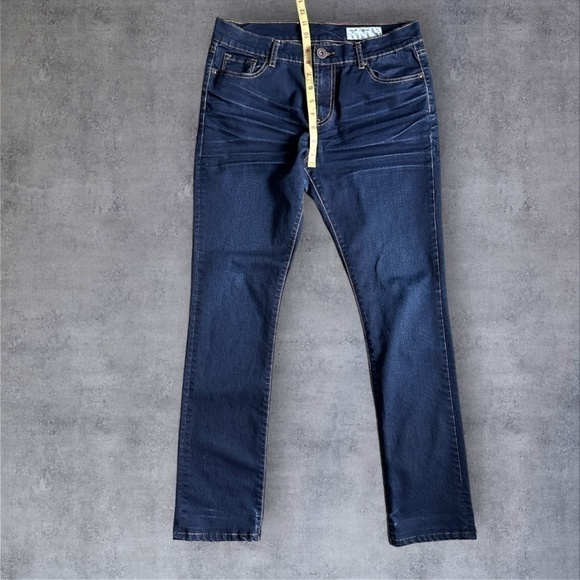 Le Chateau - Classic Straight Leg  Dark Wash Demin Jeans with Fading - Size 31 - Picture 9 of 10